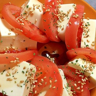簡単絶品♪トマトと豆腐の中華カプレーゼ風